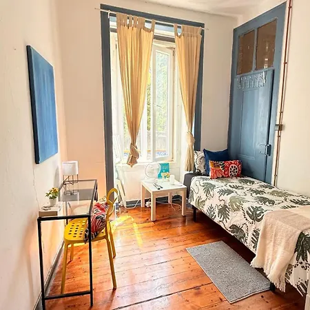 Cost Single Quarto em Acomodações Particulares *